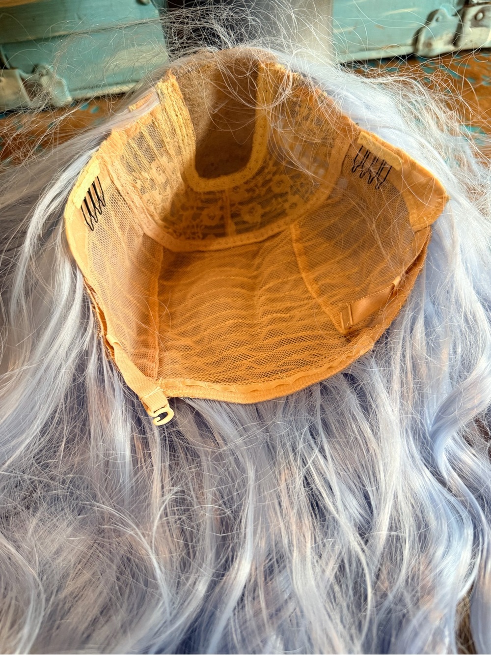Blue wig - Picture 4 of 5